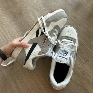 Reebok Leather Men Grey/Navy Work Shoes/Sneakers